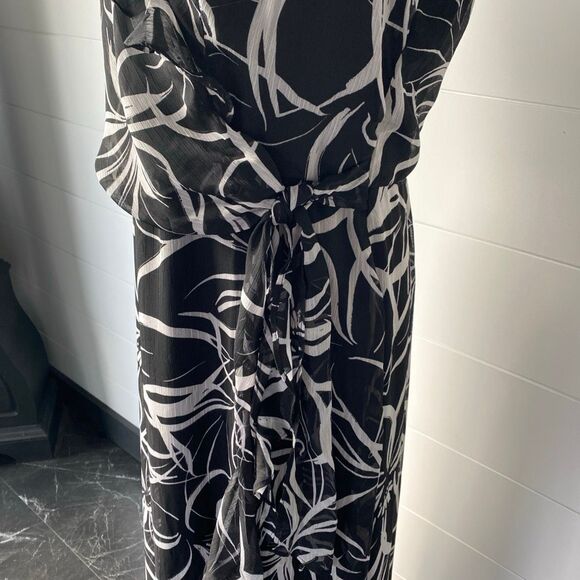 London Times Floral Side-Tie Ruffle Maxi Wrap Dress Size 14 - Picture 7 of 13